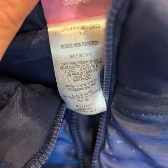 Disney Cinderella size 5 vest great condition - Picture 3 of 3